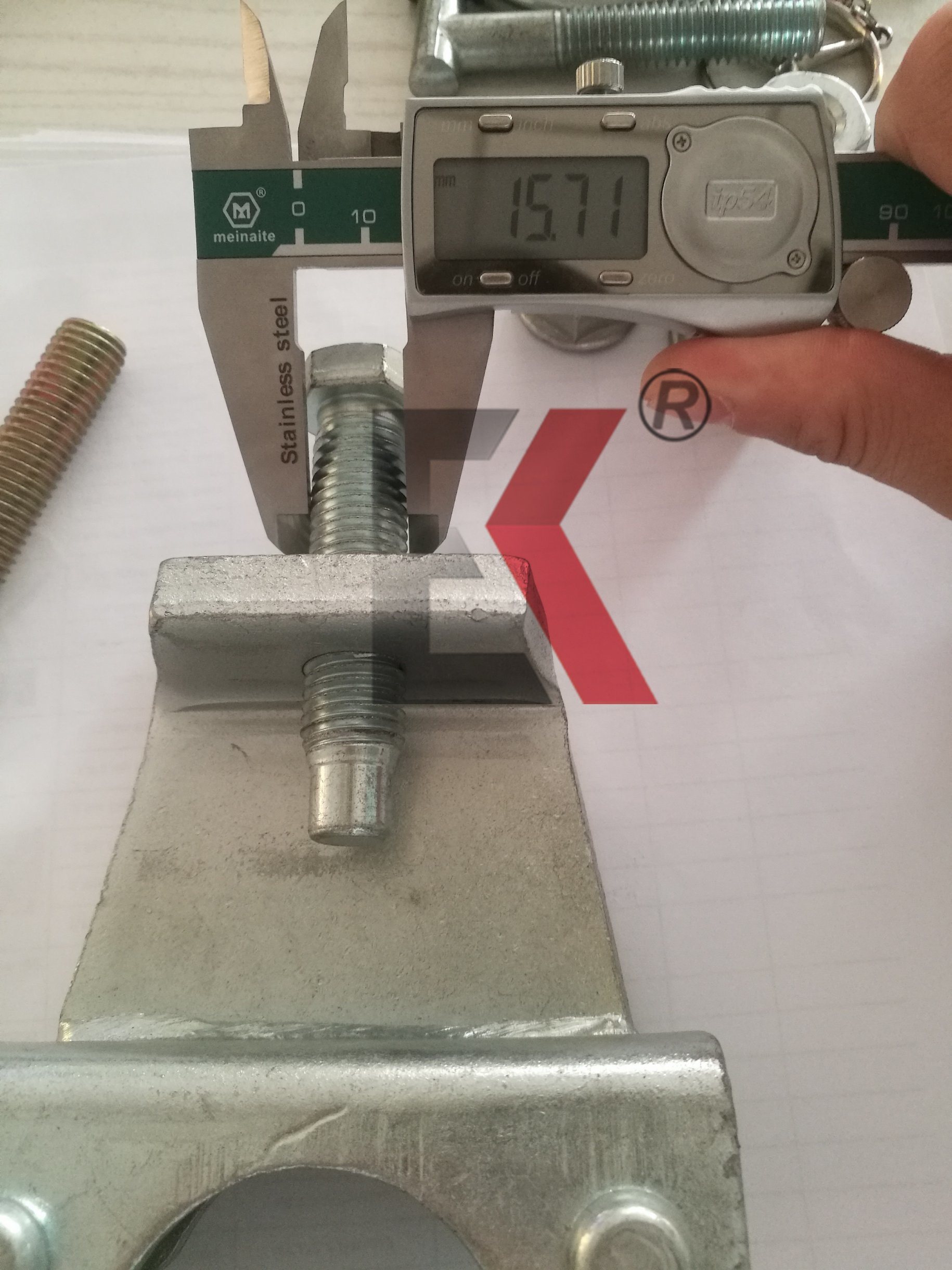 Тогтмол Girder Courpler-1. 