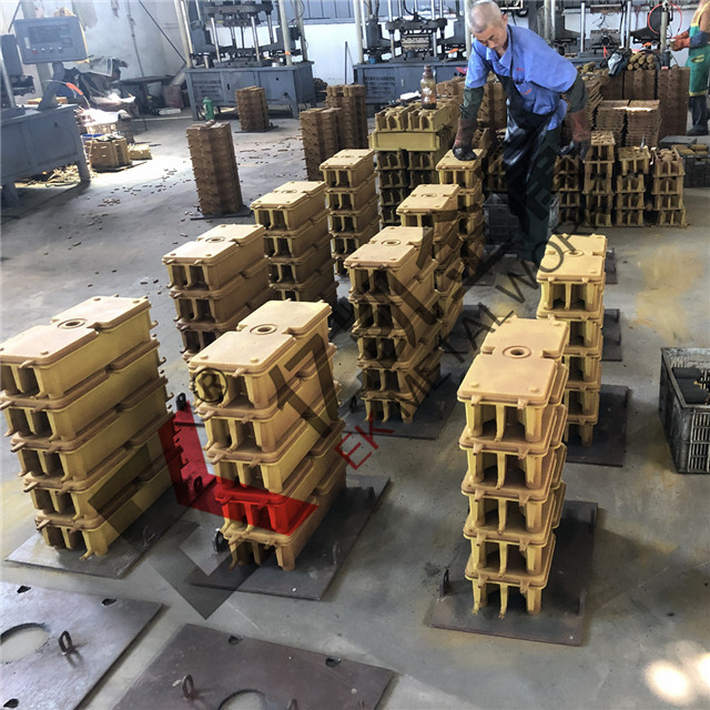 Суурь хавтан 04