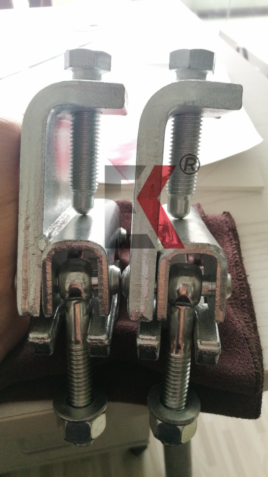 Тогтмол Girder Cupler-2. 