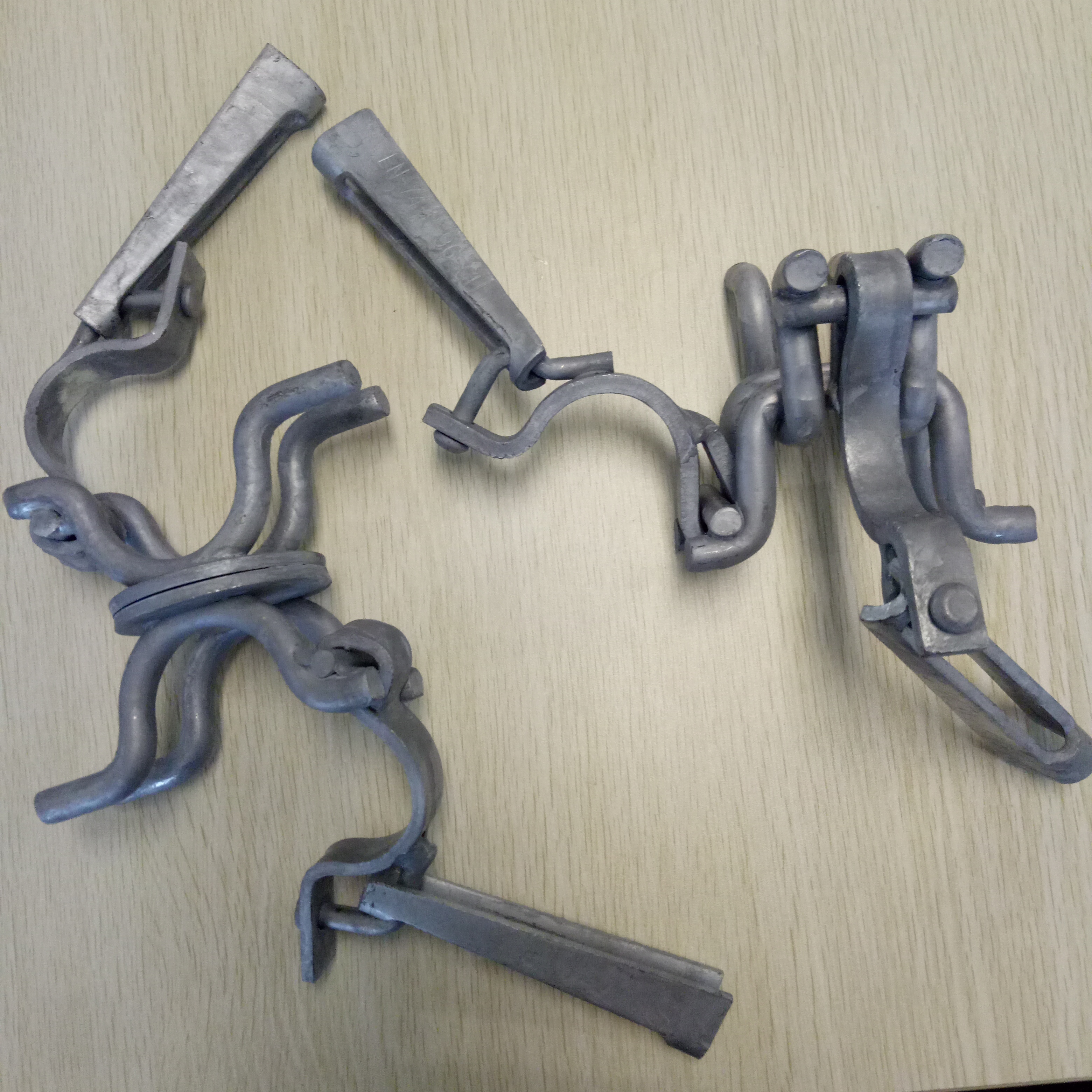 Голланд төрлийн хуурамч эргэдэг холбогч 