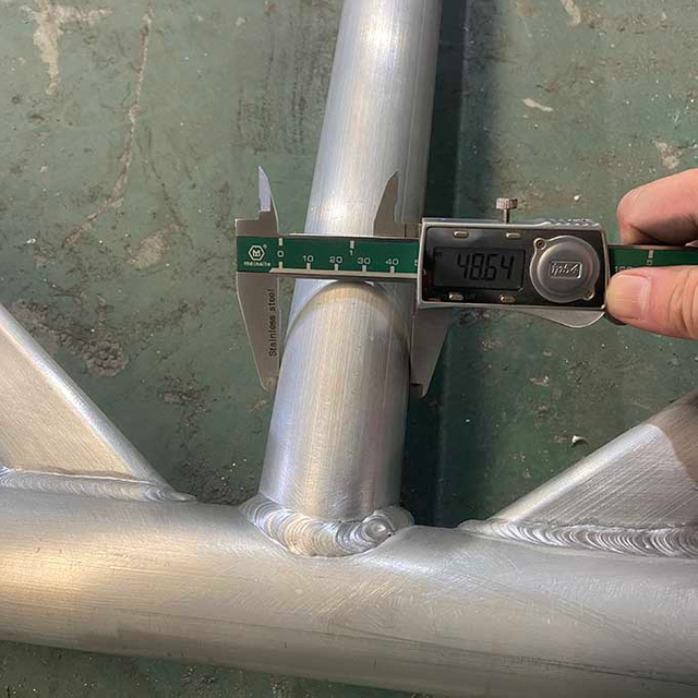 хөнгөн цагаан транзом трус