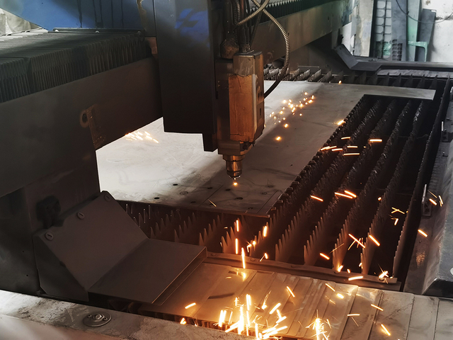 Лазер огтлох машин