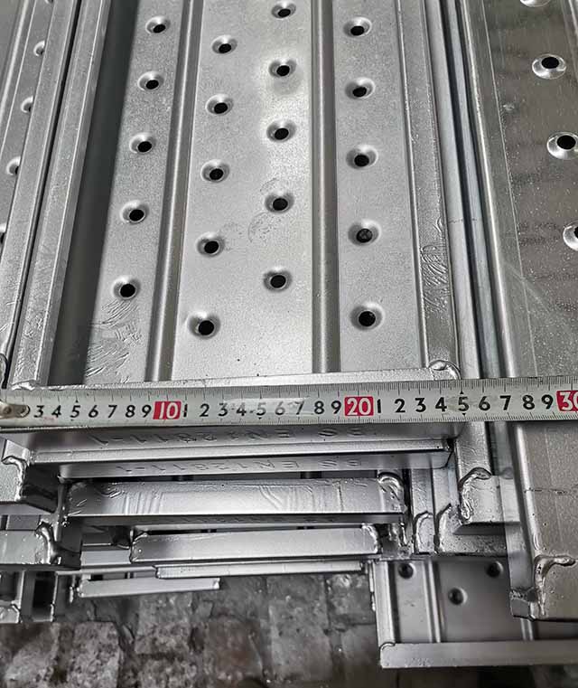 Металл банзал 07