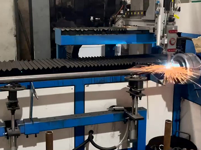 акроу тайралт