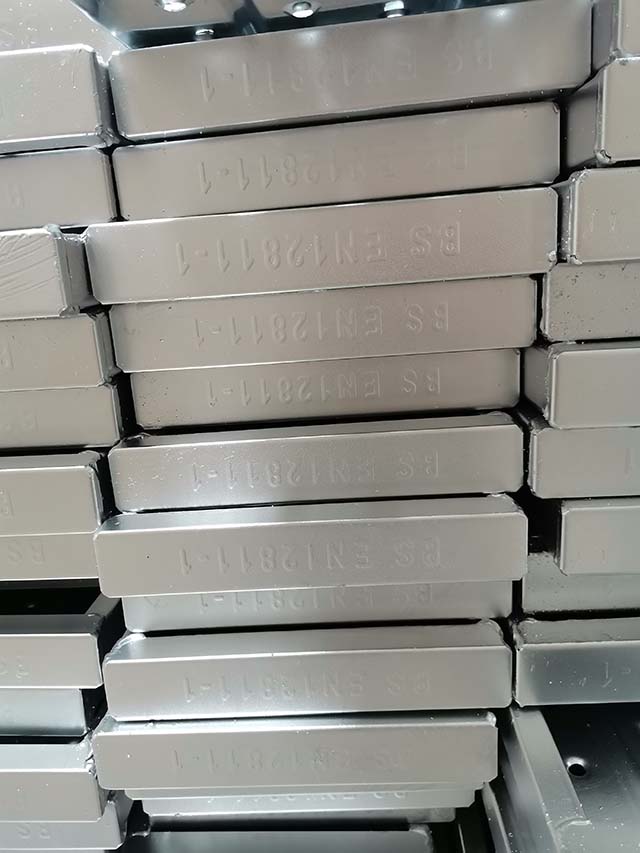 Металл банзал 10