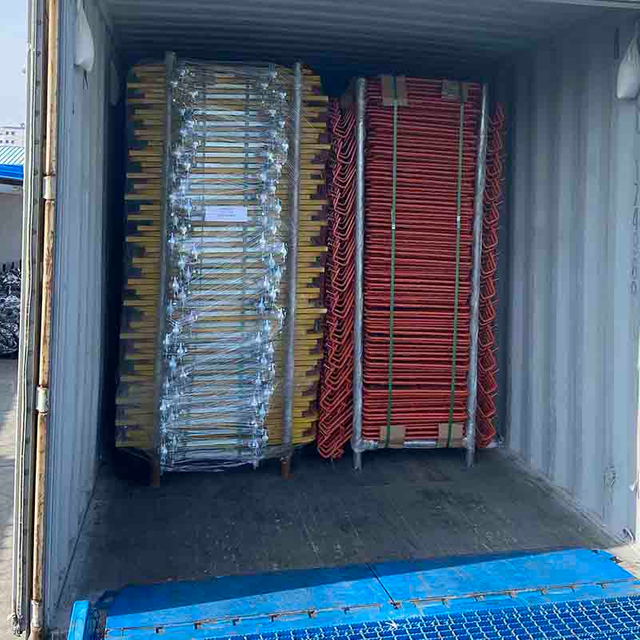 Шарж буй хаалга, урхи ачих