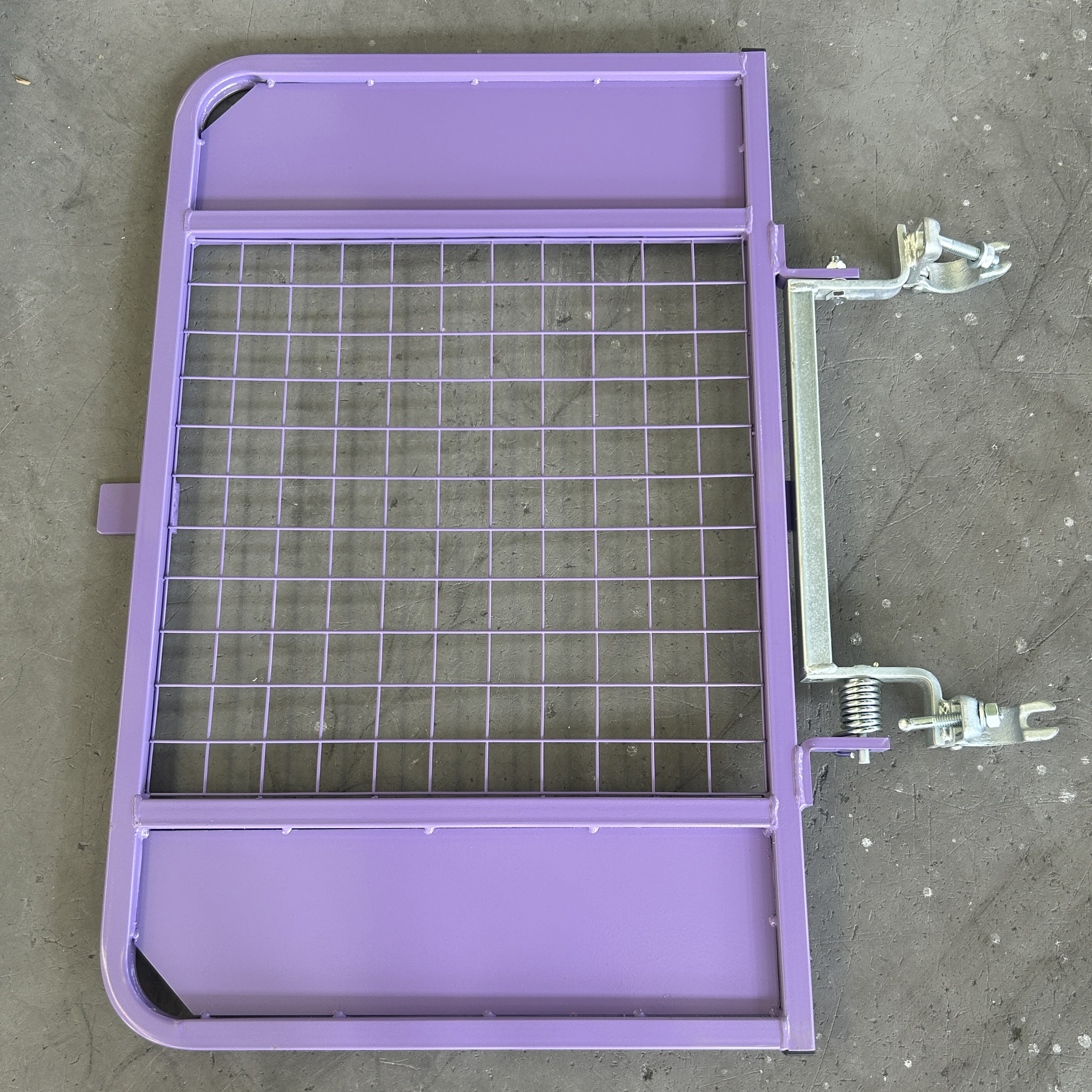 Захиалгат шатан хаалга