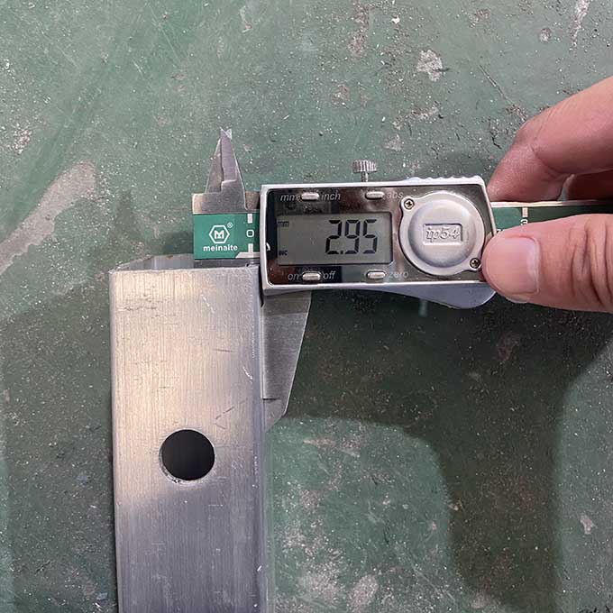 Цагаан хонхорхой Staploading Staffoad 