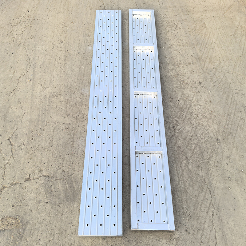 шатаар бэхэлсэн банз