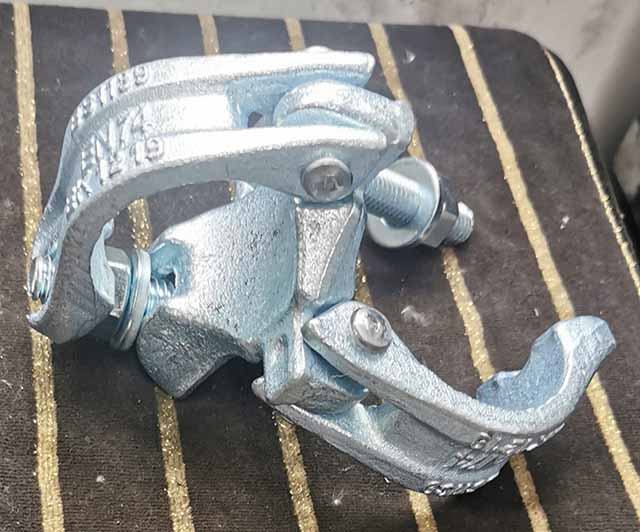 Хуурамч хуурсан хучилттай Electro-ийн тогтмол холбогч