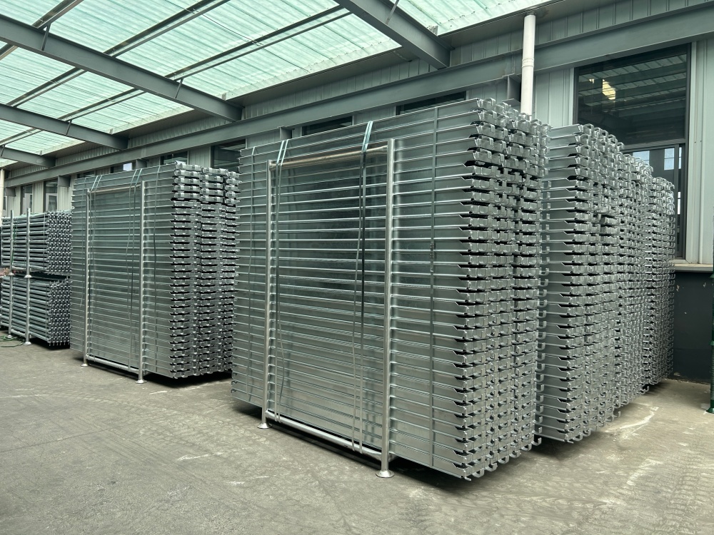 дэгээтэй тавцангийн банз