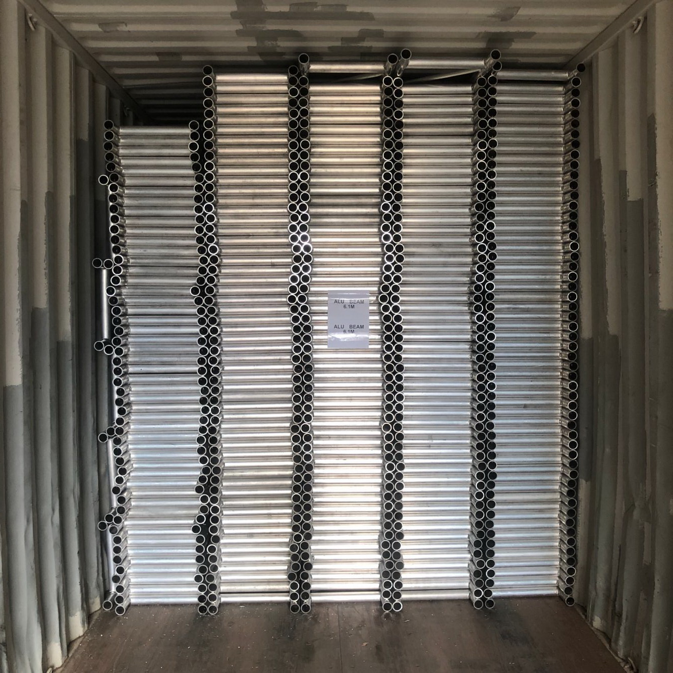 Хөнгөн цагаан латтис туяа