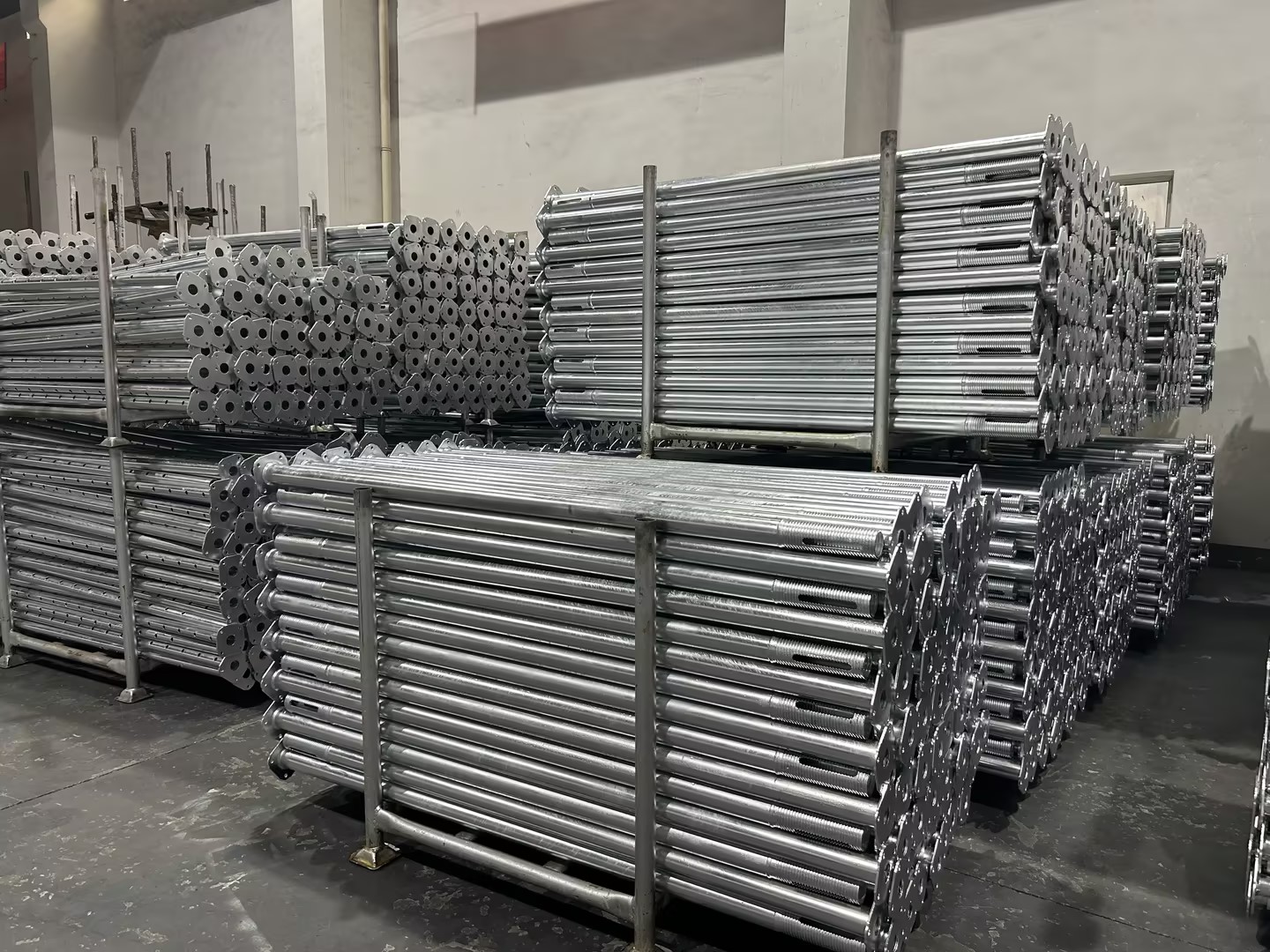 Металл тулгуур