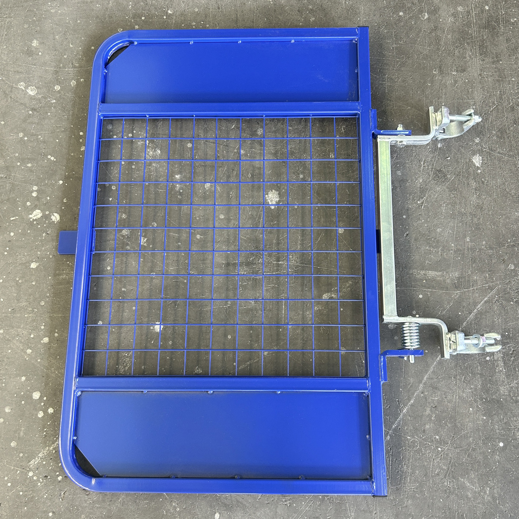 Захиалгат шатан хаалга