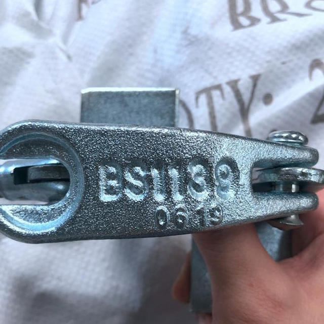 Хуурамч самбарыг хадгалах самбар хадгалах холбогч