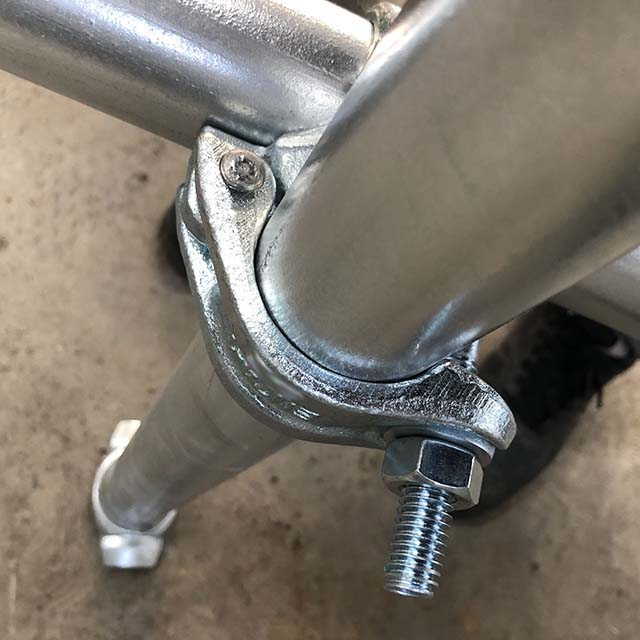 Шарж унавал хуурамч хавчаар нь зөв өнцөгт давхар өнцөгт давхар холбогч