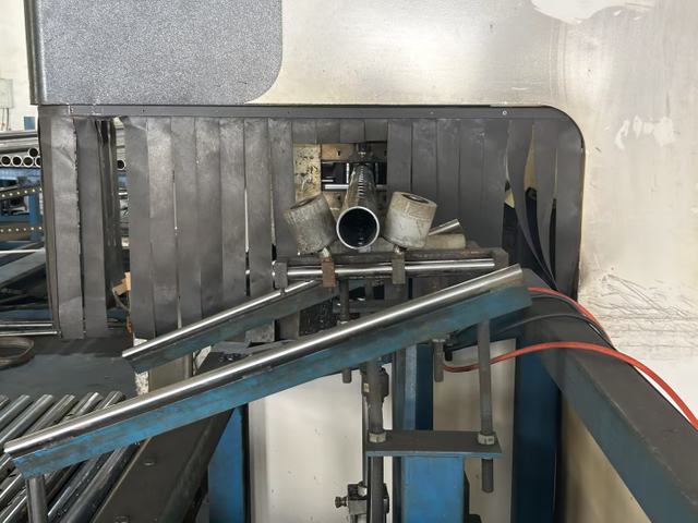 акроу тайралт