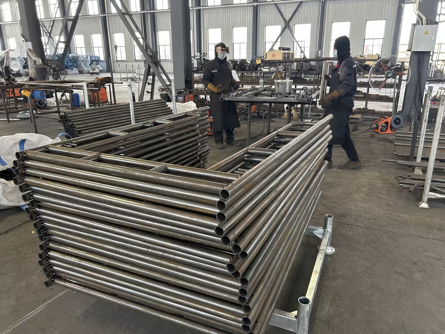 Шаттай ч алхаарай 