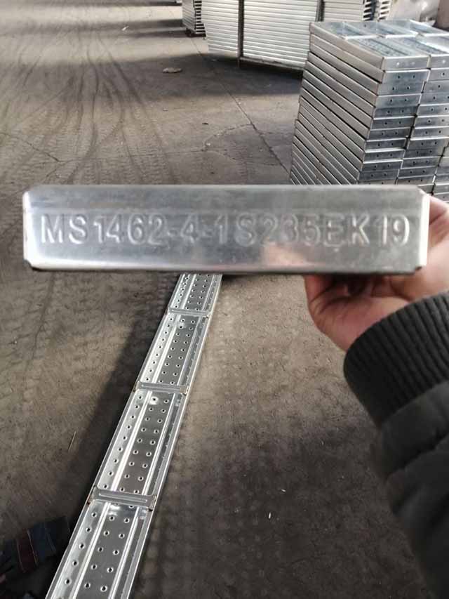 Металл банзал 10