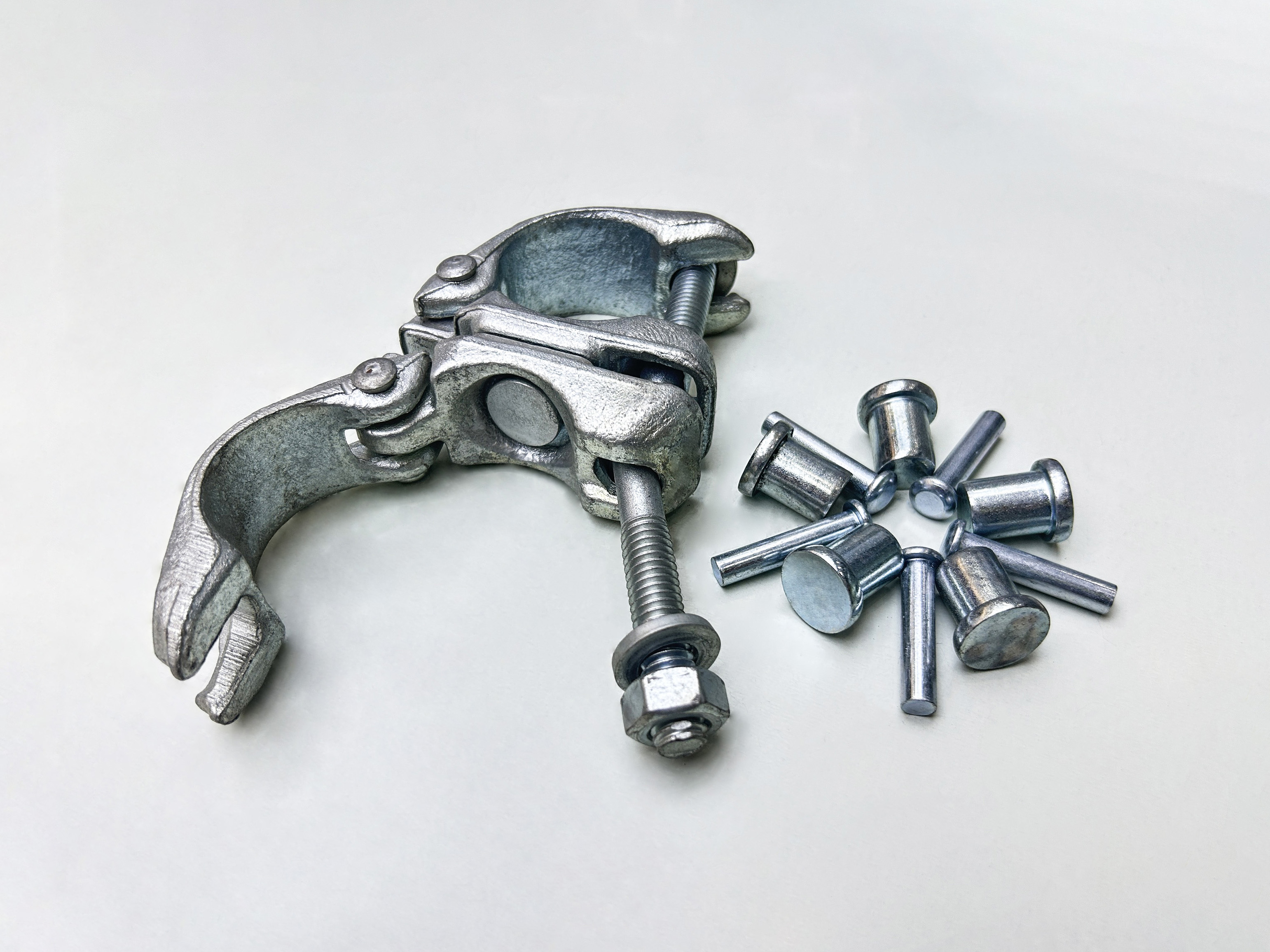 нугасан холбогч