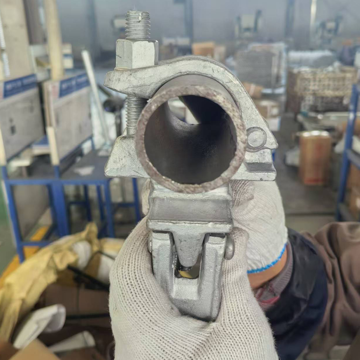 Давхар холбогч 60 X 60 Тусгай хэлбэрийн шатын хавчаар