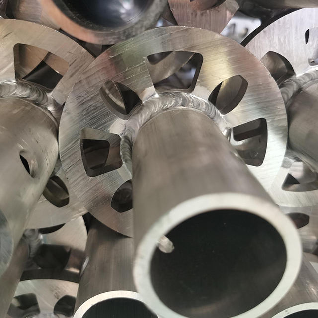 Хөнгөн цагаан ринглок хусуур