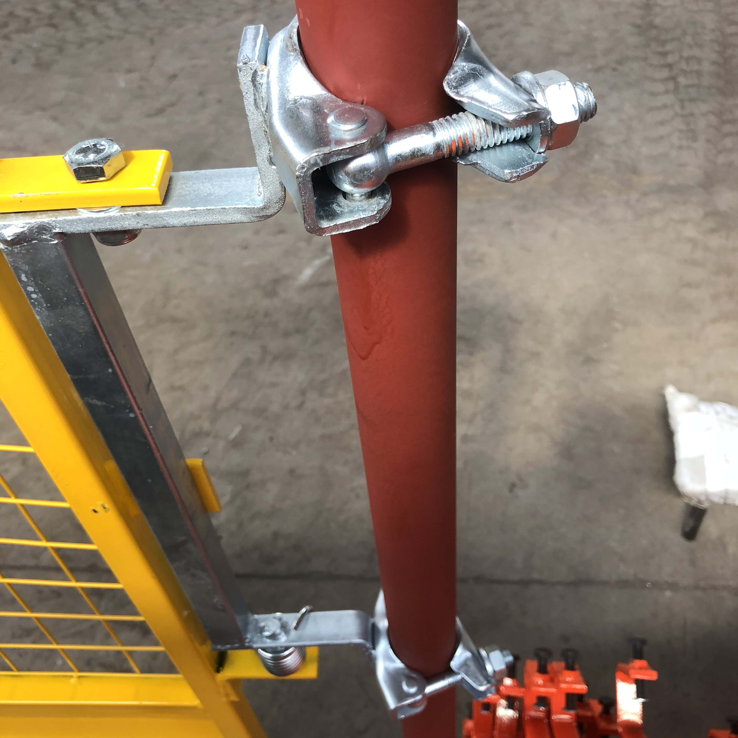 хаалганы хүрээ