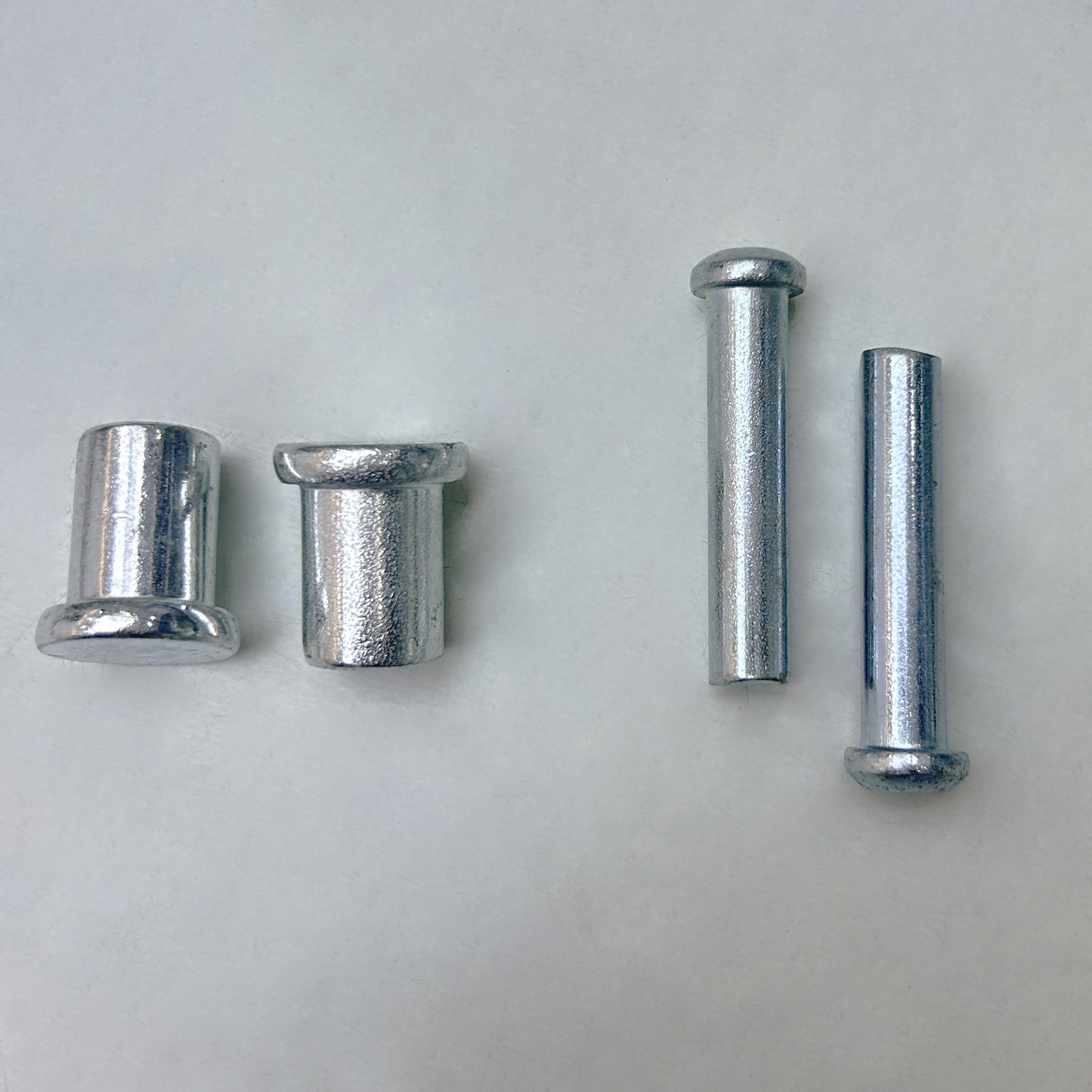 Америкийн Шатны холбогч Rivet