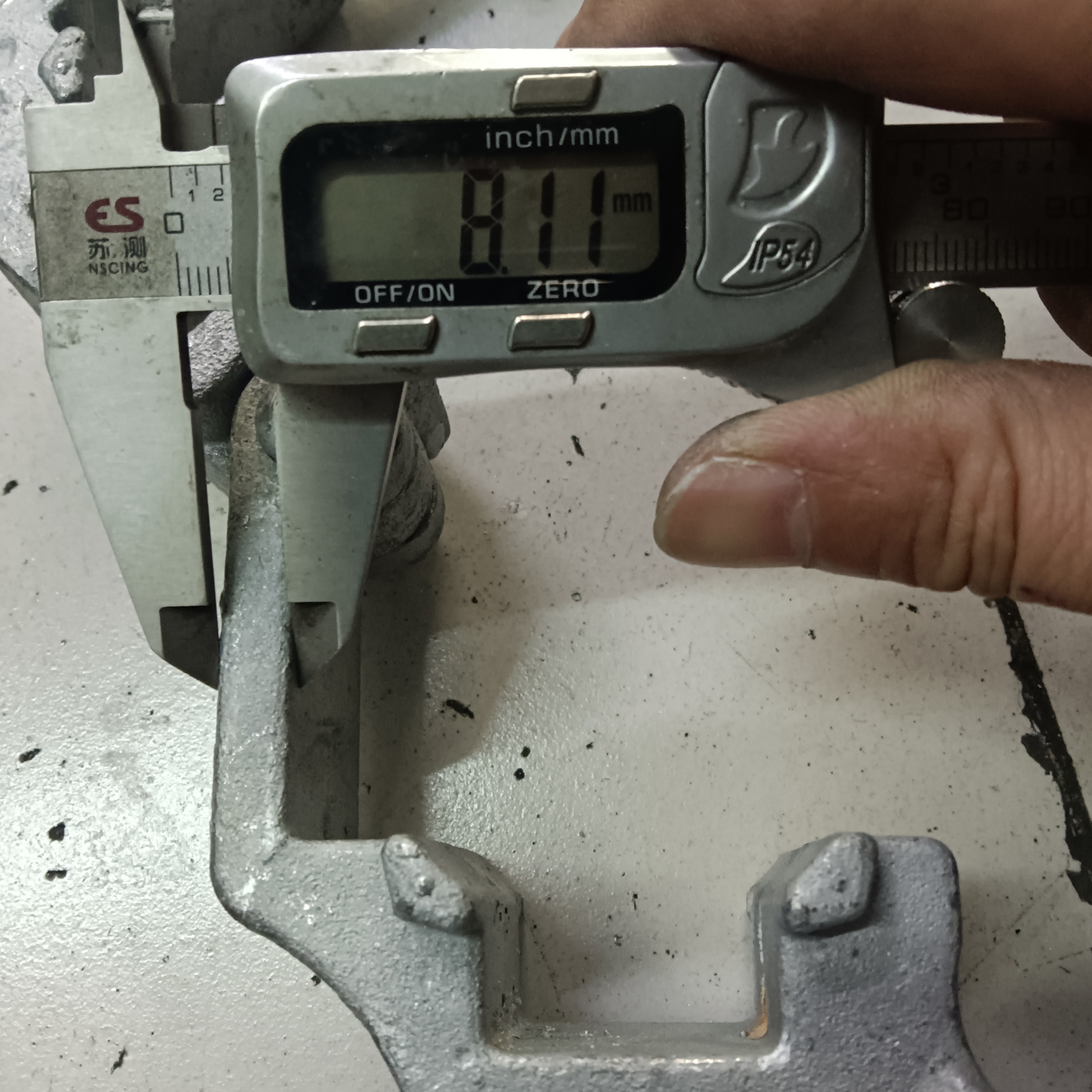 Тусгай хэлбэрийн шаттай хавчаар цагираг холбогч 