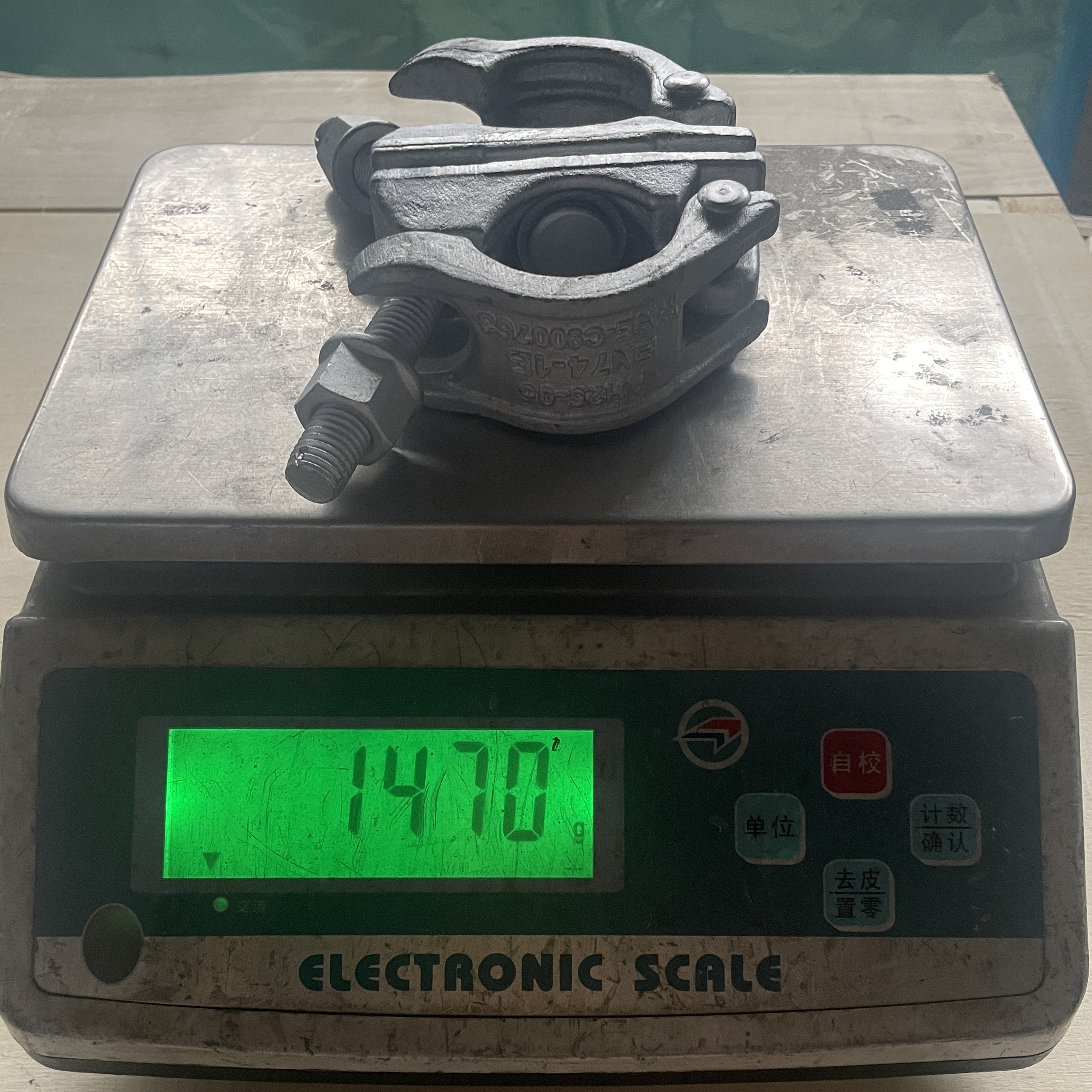 Эргэдэг холбогч KV 49 X 49 Тусгай хэлбэрийн шатын хавчаар