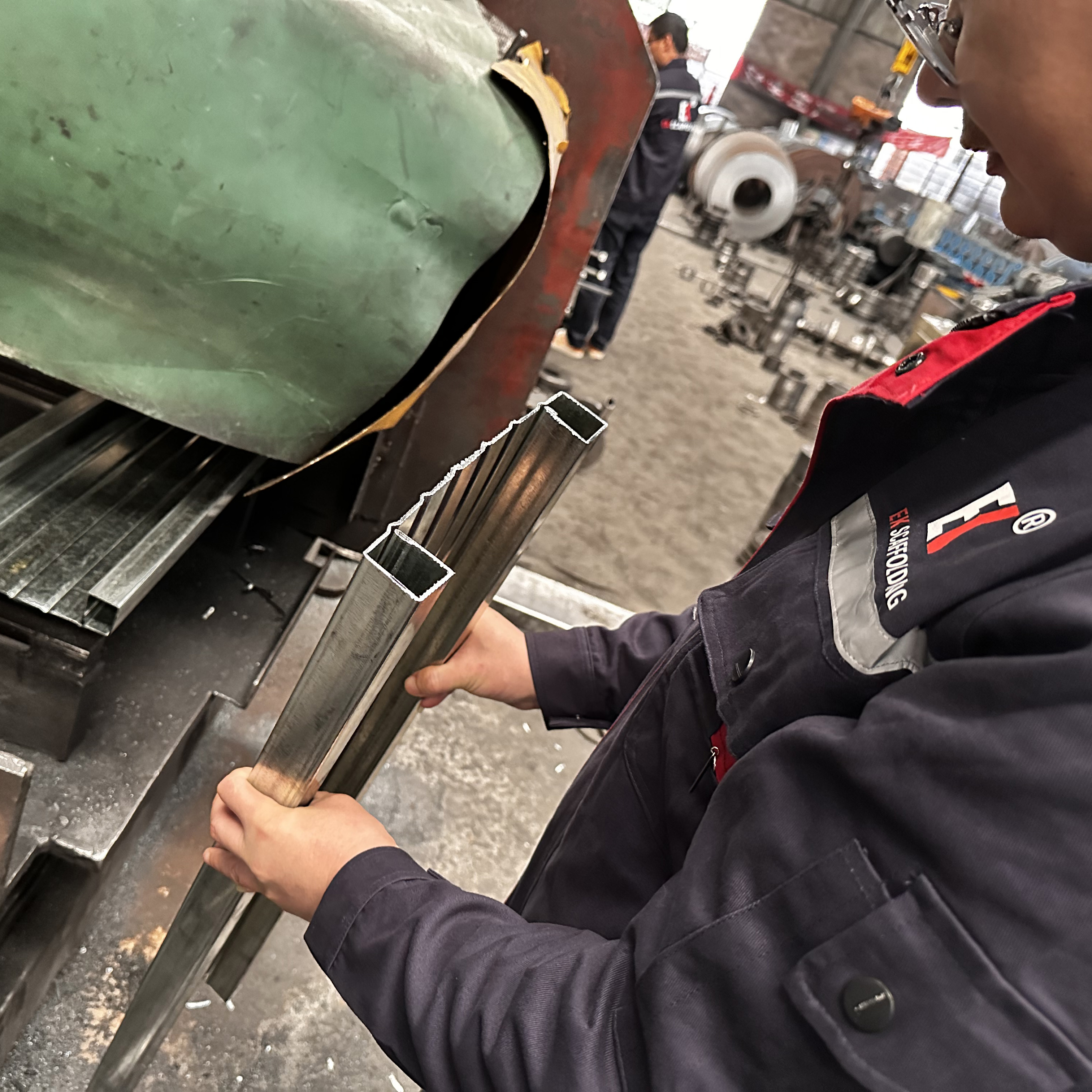 хаалттай ган банз 生产流程 (1) хаалттай ган банз