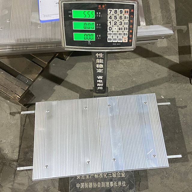 Хөнгөн цагаан аяллок хусах тал нь 0.7м