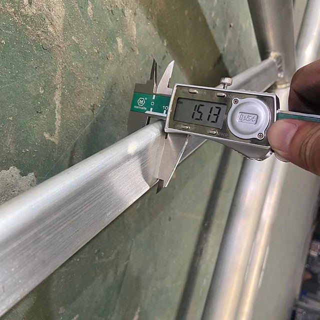 хөнгөн цагаан транзом трус