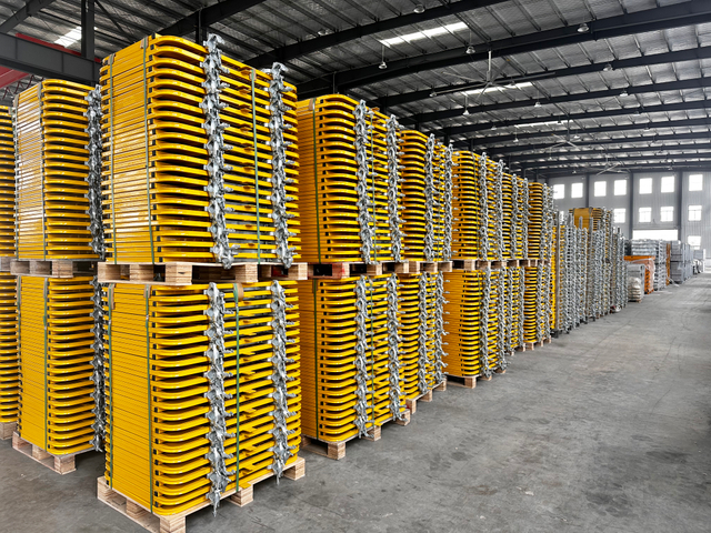 Хуйвалдааны хаалга